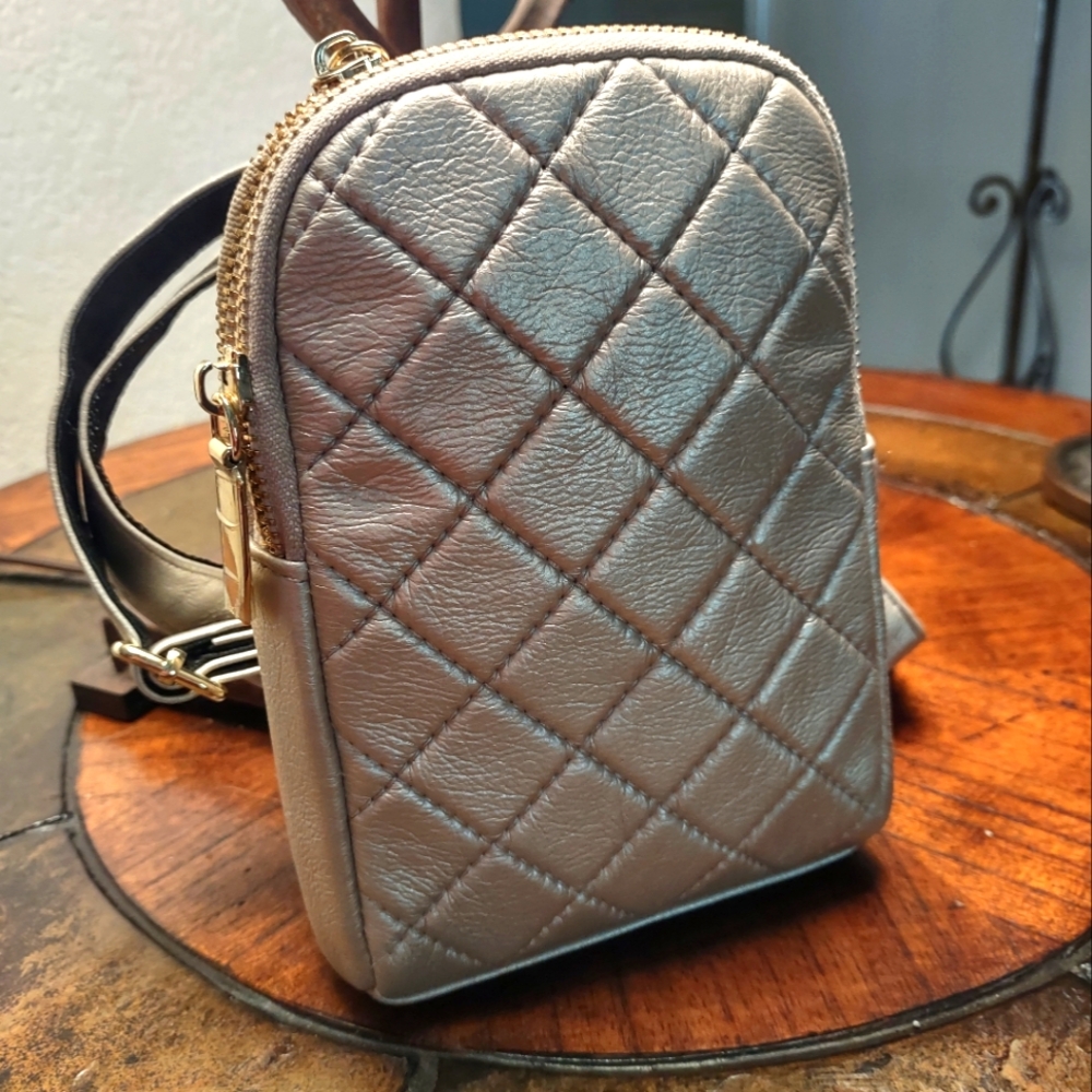 Shoulder purse